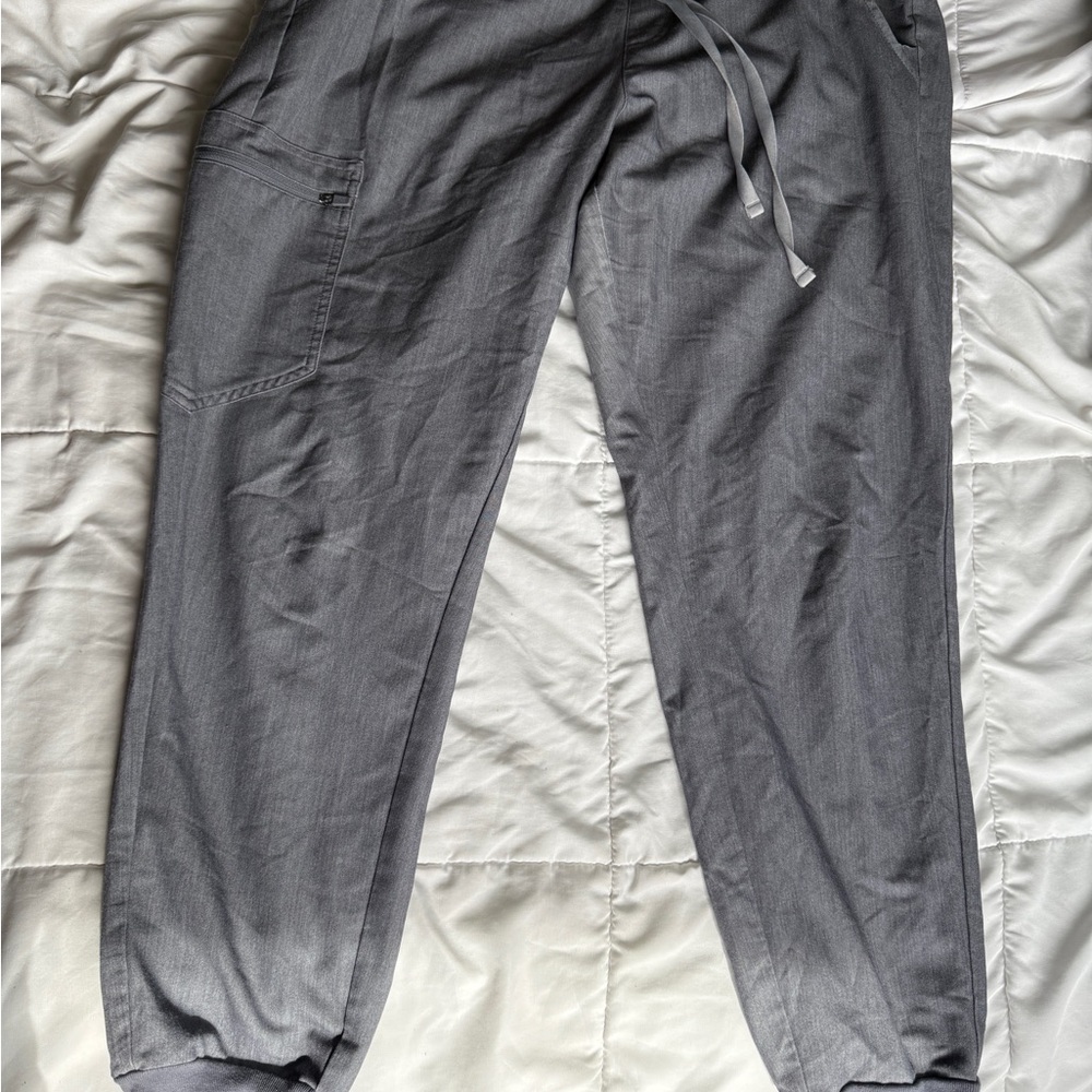 Figs Zamora Joggers in Granite